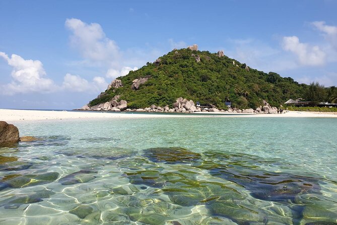 Koh Tao & Koh Nangyuan Snorkeling Trip By Speedboat From Koh Phangan - The Koh Nangyuan viewpoint walk