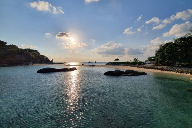Koh Tao & Koh Nangyuan Snorkeling Trip By Speedboat From Koh Phangan - What the crew adds to the day
