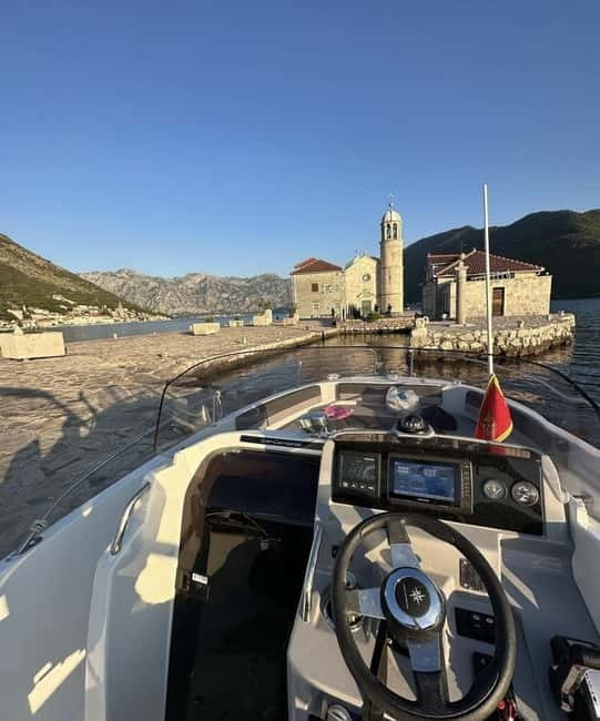 Kotor: 3 Hours Speedboat to Perast and Our Lady of the Rocks - Perast in 20 minutes