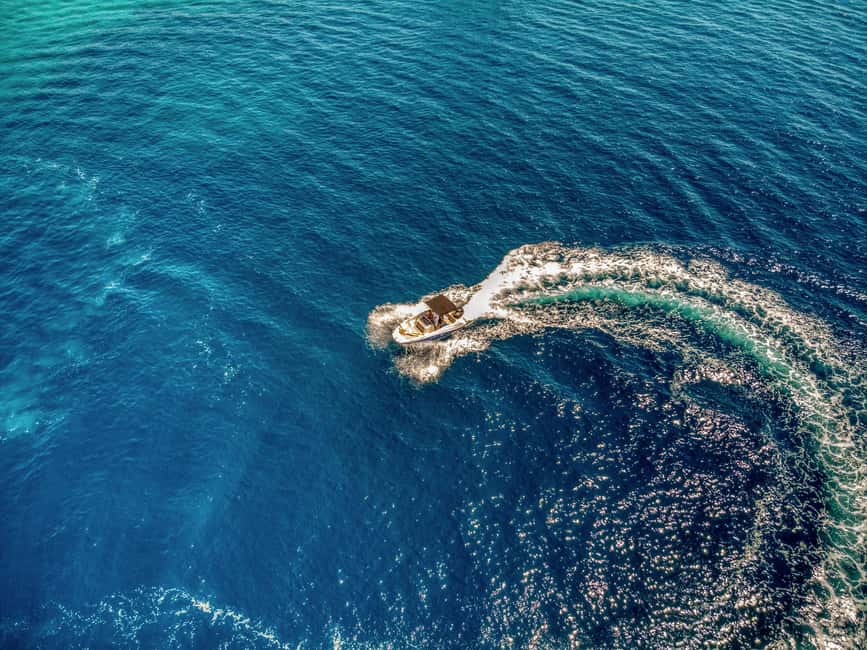 Kotor: Blue cave speedboat tour for a lifetime memories - Why this speedboat trip works well in Kotor Bay