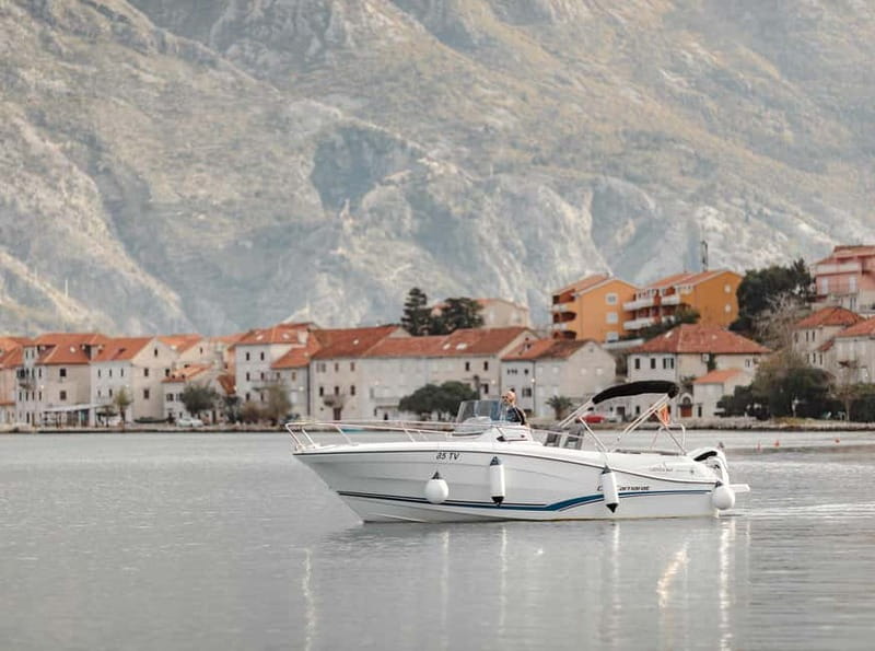 Kotor: Our Lady of the Rock and Perast Speedboat Tour - The 20-minute ride across Boka Bay
