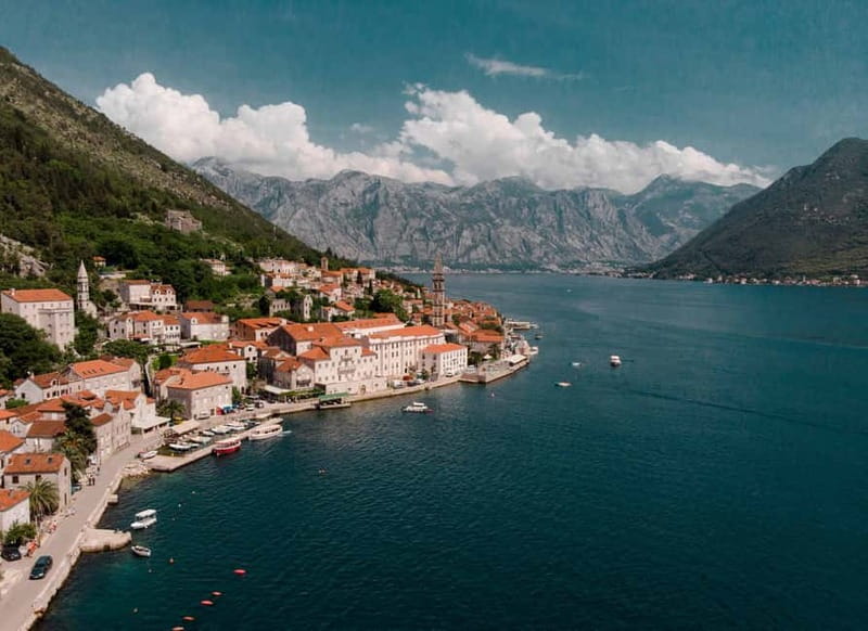 Kotor: Our Lady of the Rock and Perast Speedboat Tour - Perast: stone houses and waterfront churches