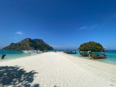Krabi 4 Island One Day Tour by Speed boat or Longtail boat