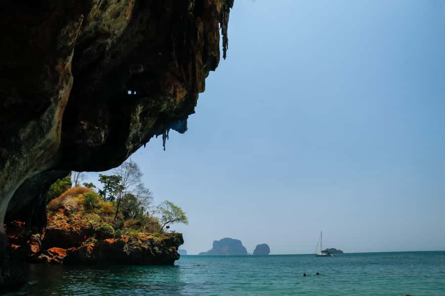 Krabi: 4 Islands Day Tour by Speedboat or Longtail Boat - Pickup, timing, and what to carry