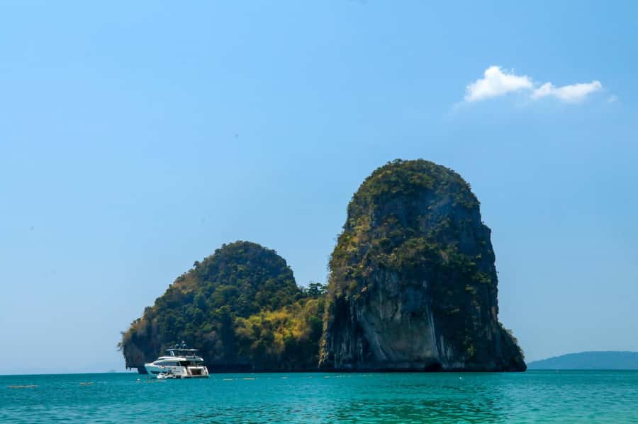 Krabi: 4 Islands Day Tour by Speedboat or Longtail Boat - Phra Nang Cave Beach and Railay’s limestone cliffs