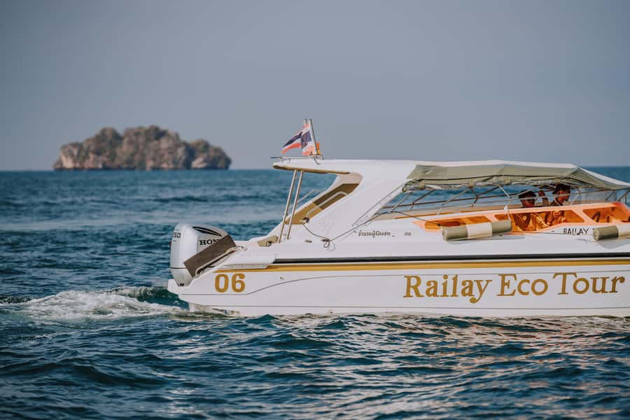 Krabi: 4 Islands Private Luxury Speed Boat Tour - Snorkeling in clear water, with realistic expectations