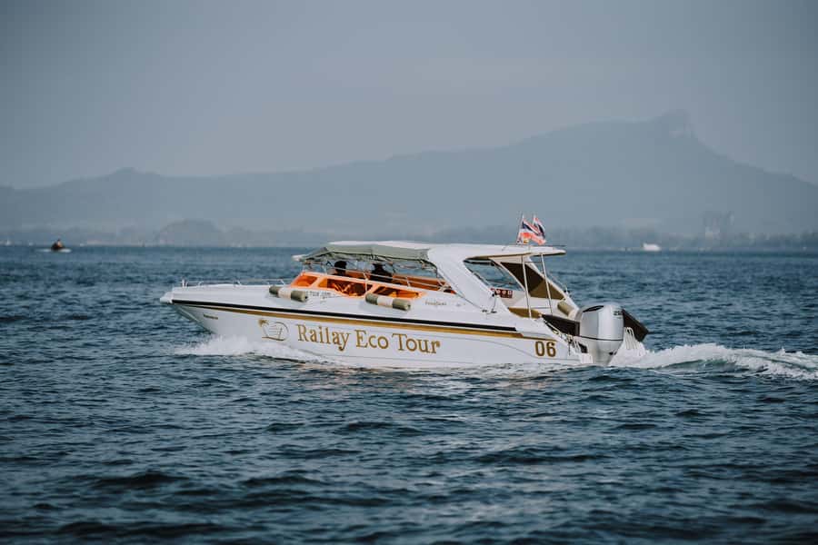Krabi: 4 Islands Private Luxury Speed Boat Tour - What the private format really changes