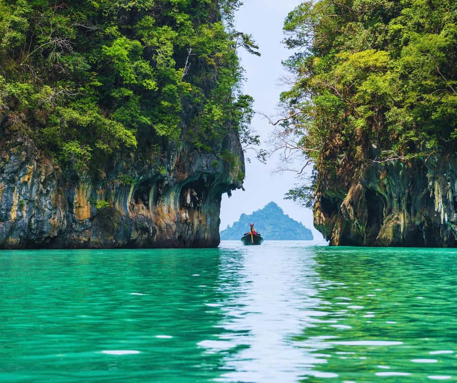 Krabi: 9 Islands Speedboat Full Day Tour - One hour at Pak Bia for water and beach time