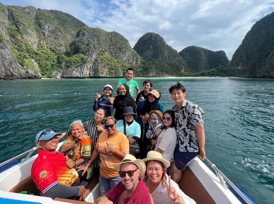 Krabi: Early Bird Phi Phi, Maya & 4 Islands Speedboat Tour - Viking Cave and Monkey Beach are quick wildlife stops