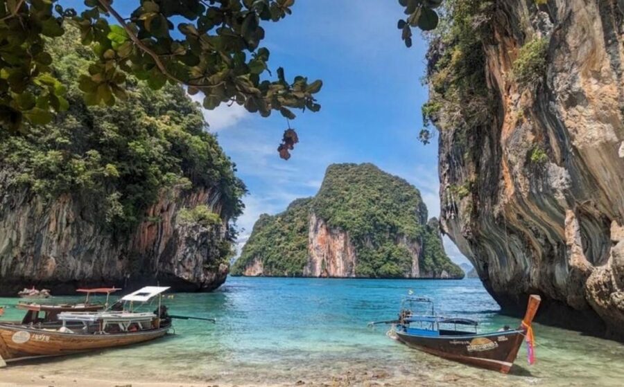 Krabi Hong Island Day Trip by Speed boat or Longtail Boat - Beach lunch and the smaller islands