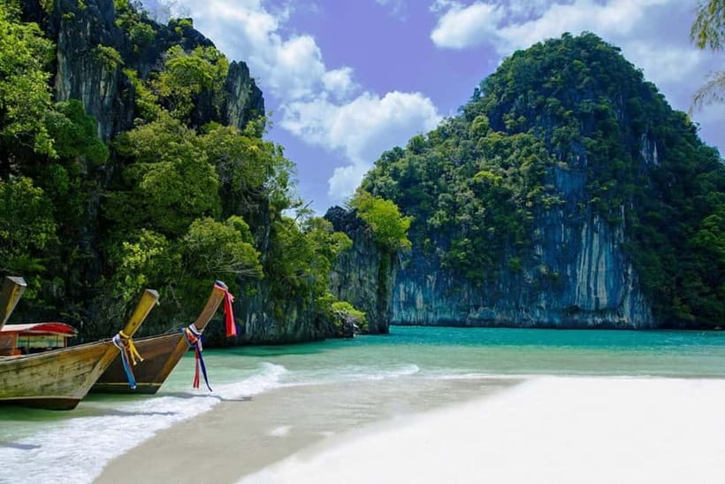 Krabi: Hong Island with Kayaking by speedboat - What the $63 price really covers