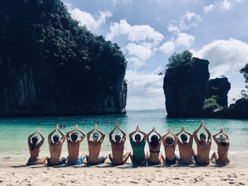 Krabi: Hong Islands Day Trip by Speedboat with Lunch - Kayaking: a pleasant option with a real caveat