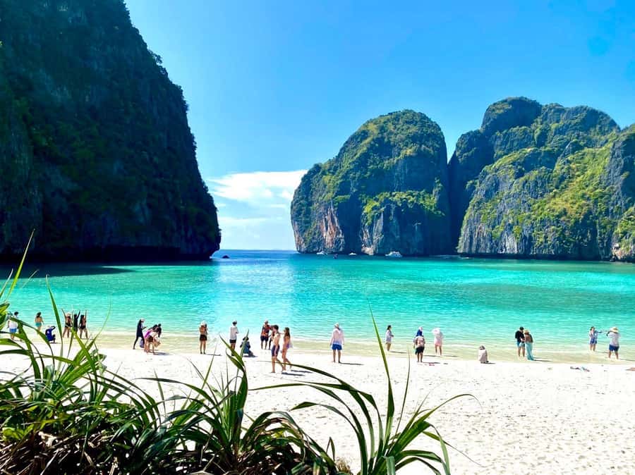 Krabi: Phi Phi & 4 Islands Sunset Tour by Speedboat - Maya Bay is beautiful, famous, and regulated