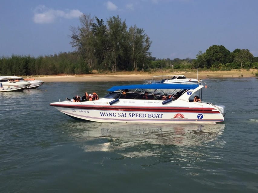Krabi's Hong Island Speed Boat Blast with 360° Viewpoint - Thai lunch beside the water at Hong Island