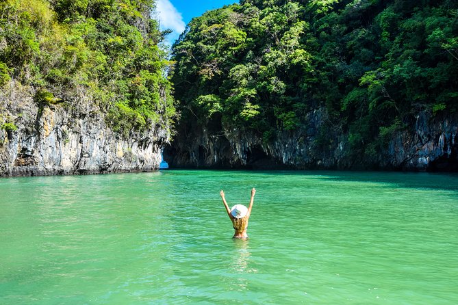 Krabi to James Bond and Hong Islands Offbeat Speedboat Tour - Lunch on the beach and time to slow down