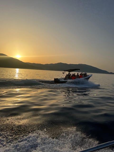 Laganas: Myzithres sunset experience with VIP speedboat - Who will enjoy this evening most