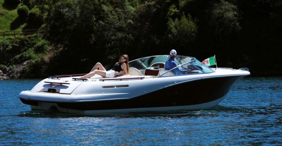 Lake Como: 2-Hour Luxury Speedboat Private Tour - Villa Pliniana, Torno, Blevio, and Villa Cagni Troubetzkoy