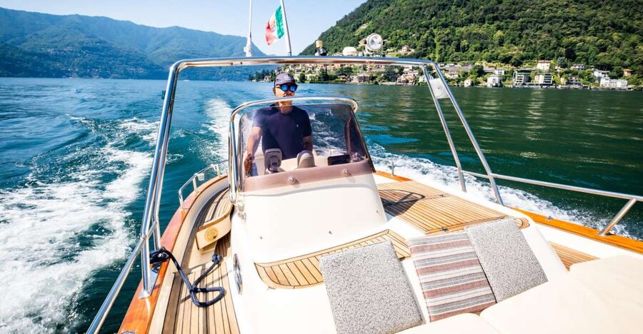 Lake Como: Villas & Gardens SpeedBoat Private Tour - Why the Lake Looks Best From a Private Boat