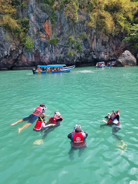 Langkawi: Tanjung Rhu Mangrove Speedboat Tour - Bat Cave: a short stop with an extra fee
