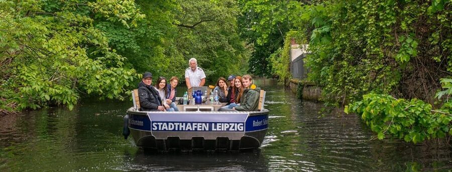 Leipzig: 2-hour Auwald Motorboat Tour - From Schreberstrasse 20 to the Elster flood bed