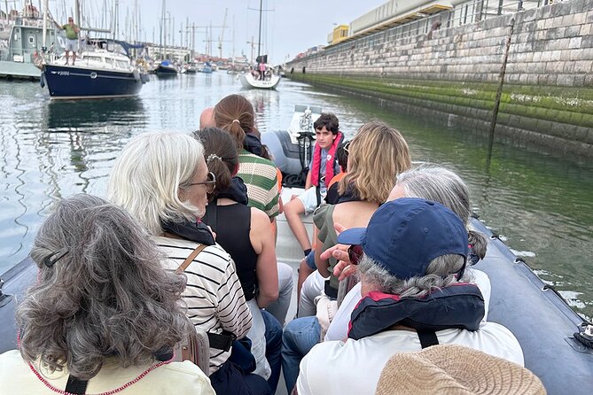 Lisbon Landmarks by Speedboat: Private 1-Hour Tour on the Tagus - Jerónimos Monastery and Belém Tower