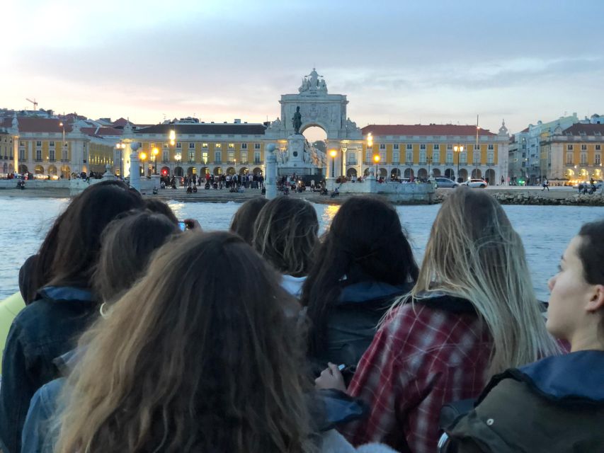 Lisbon Speedboat Sunset with Monuments Sightseeing - The frigate and Lisbon’s central waterfront