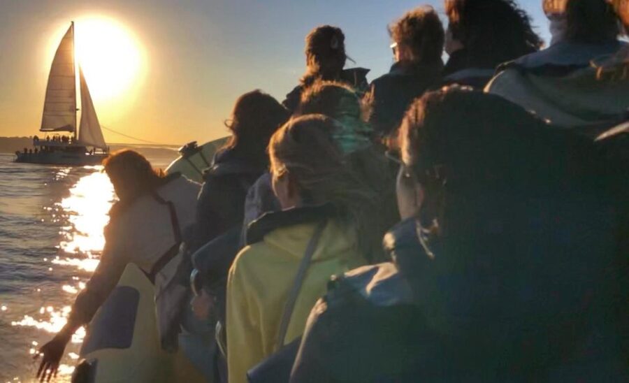 Lisbon Speedboat Sunset with Monuments Sightseeing - What the sunset timing adds