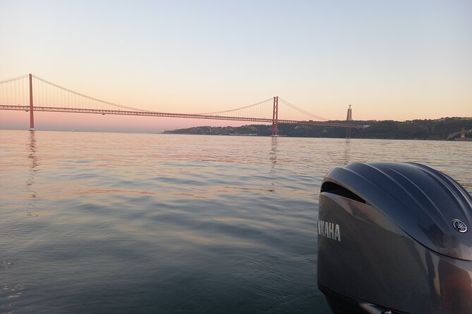 Lisbon Sunset Speedboat Tour - Crossing the view toward Cristo Rei