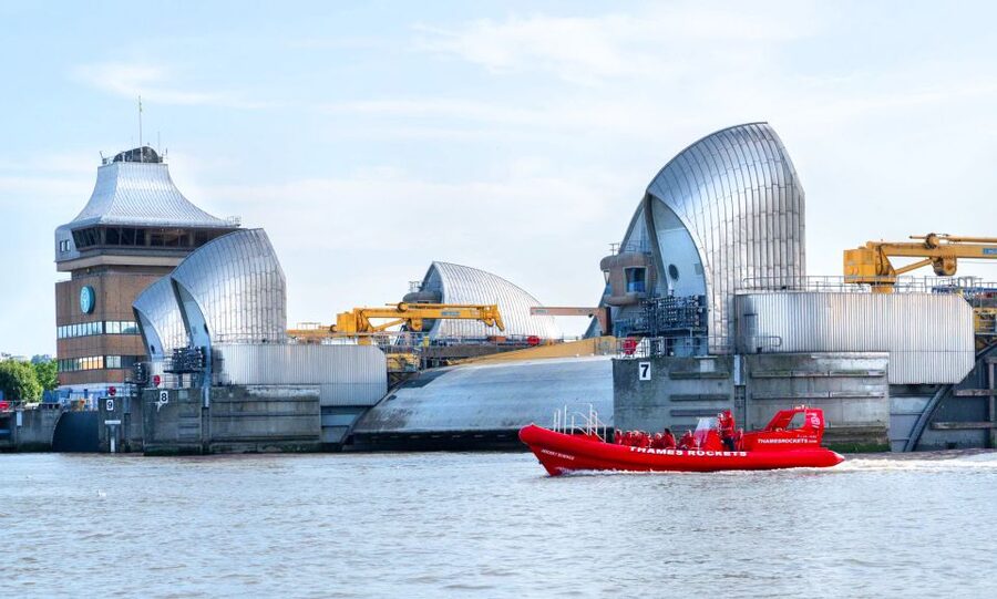 London: Break the Barrier Speed Boat Ride - HMS Belfast and the Tower of London