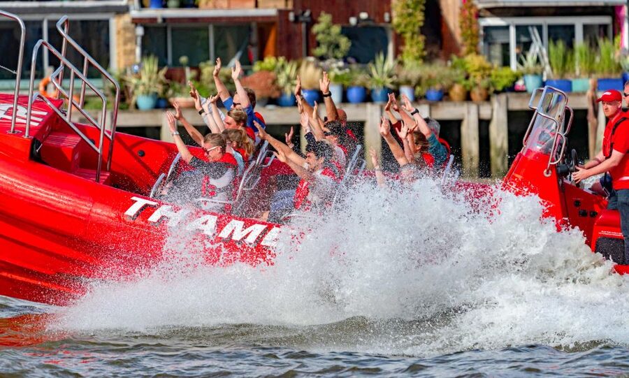 London: Break the Barrier Speed Boat Ride - Canary Wharf and the ten-minute run