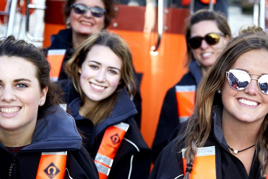 London: Speedboat Tour Through Heart of the City - London Bridge, HMS Belfast, and the Tower of London