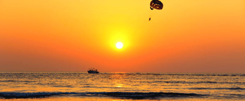 Los Cabos: Parasailing by Speedboat - Taking flight above Cabo San Lucas