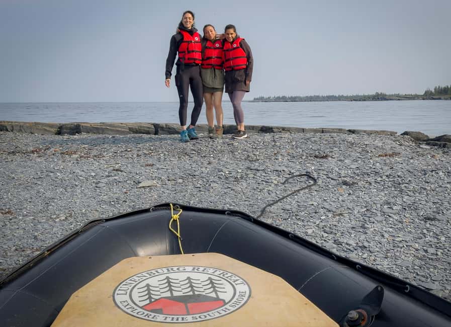 Lunenburg: Zodiac Wildlife Tour with Naturalist Guide - Why the guide matters