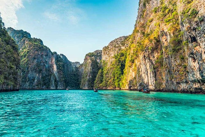 Luxury Private Speed Boat Charter - Phi Phi Sunrise - Getting out from Boat Lagoon at 6:00 am