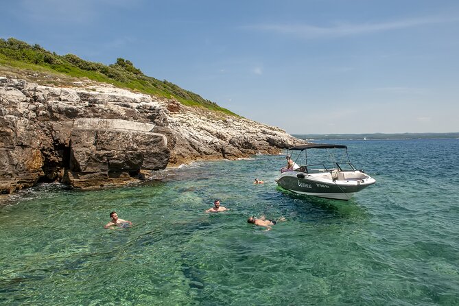 Luxury Speedboat Island Hopping with Swimming & Snorkeling - Who will get the most from this 2-hour-30-minute outing