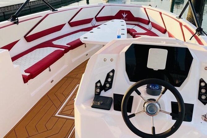 Luxury Sport Speed Boat Rental in Dubai - The Burj Al Arab from the sea