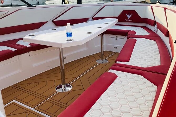 Luxury Sport Speed Boat Rental in Dubai - Safety, comfort, and the practical details