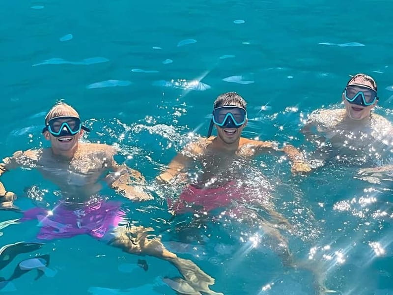 Makarska: 3-Island Speedboat Golden Horn & Blue Lagoon Tour - Zečevo and the Blue Lagoon swim