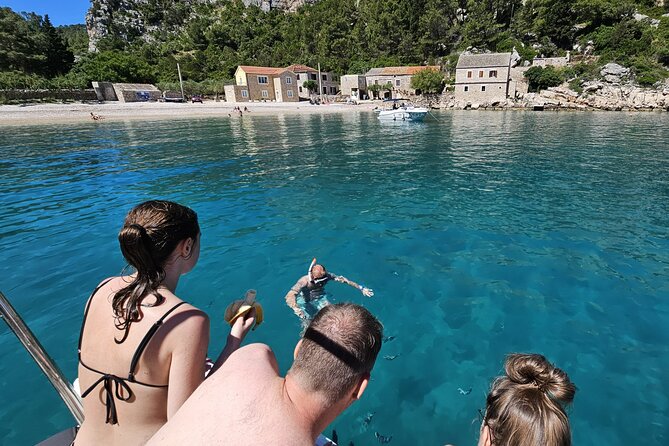 Makarska: 3 Island Speedboat Tour with Little Blue Cave & Lagoon - Zečevo and the Blue Lagoon