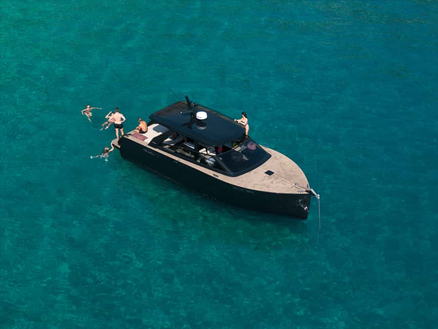 Makarska: 4 Island Luxory Speedboat Tour with Town Hvar - Key points to know before booking