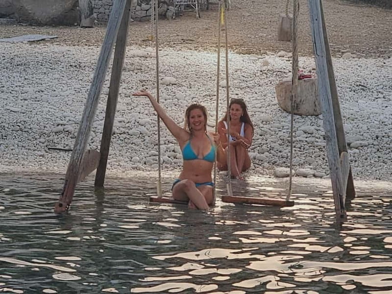 Makarska: Speedboat Sunset Tour to hidden bay on island Brač - Price and value at $44