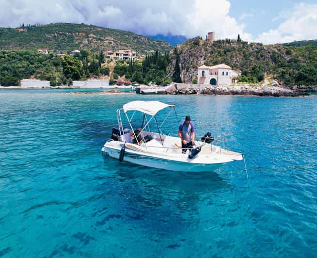 Mani Boats Kardamili - Rent self drive motorboats - Boat comfort, equipment, and support