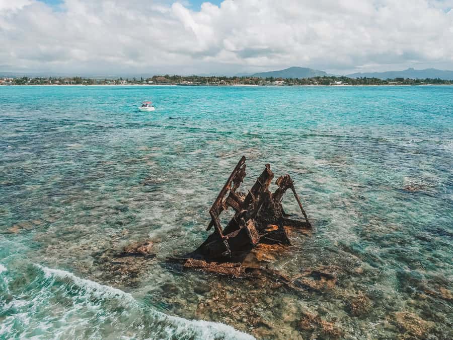 Mauritius: Full-Day Speedboat Tour to Ile aux Cerfs & BBQ - A seven-hour route with plenty of variety