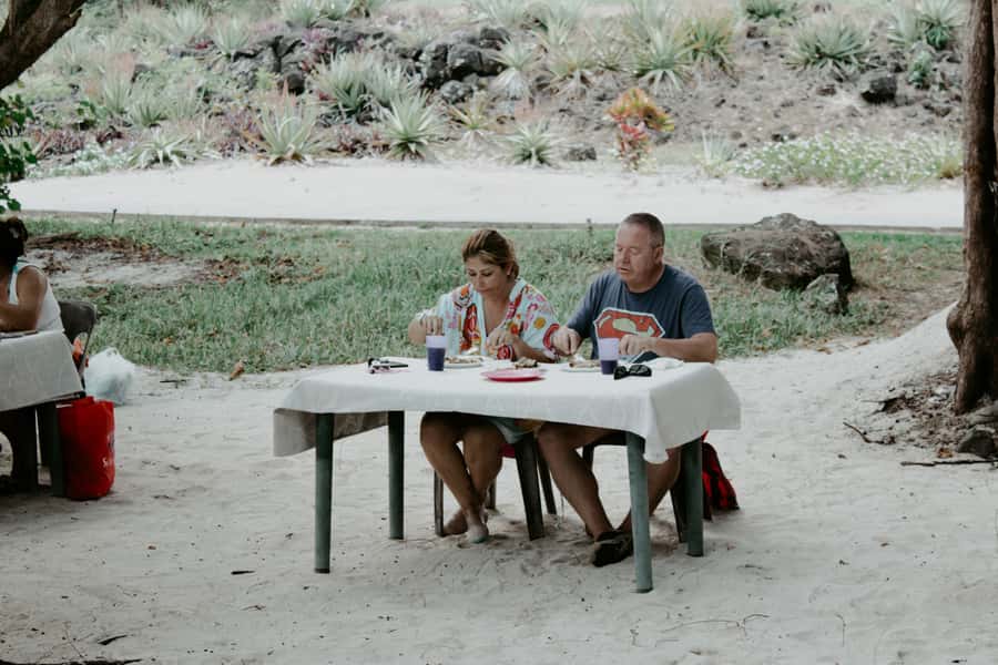 Mauritius: Speedboat Tour to Ile aux Cerfs with Lunch - BBQ Lunch on the Beach