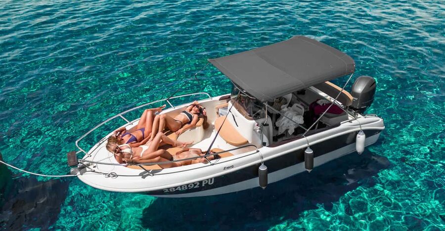 Medulin: Morning on Speedboat with Cave & Island Snorkeling - Booking Tips for a Better Morning