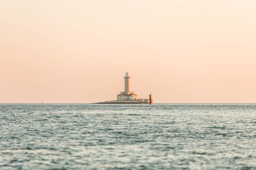 Medulin: Sunset on Speedboat with Lighthouse and Wine - Who will enjoy this best