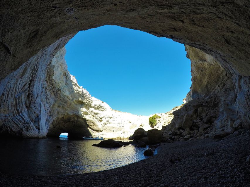 Milos: Half-Day Speedboat Cruise to Klefiko with Snorkeling - What the boat, crew, and extras are really worth