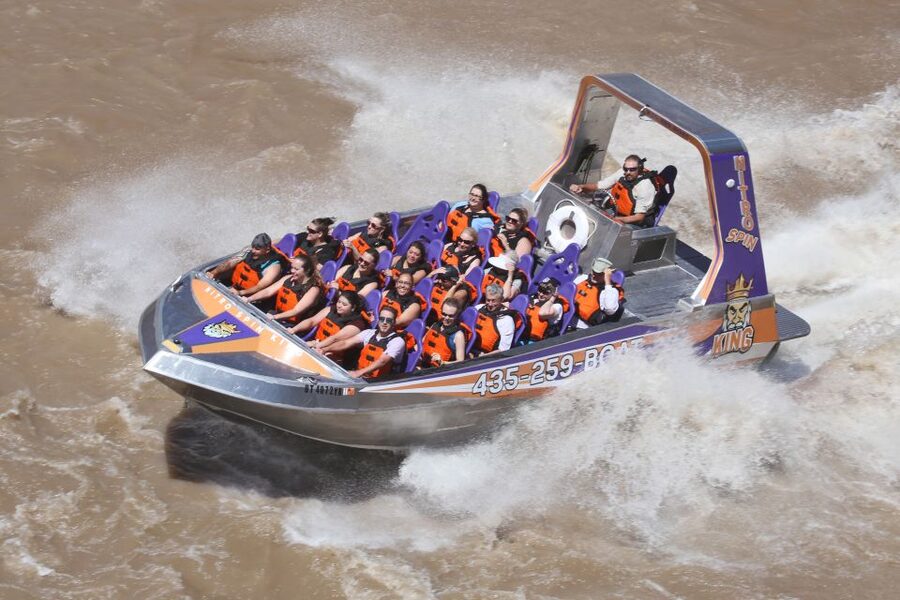 Moab: 1-Hour Colorado River Speed Boat Tour - How wet will you really get?