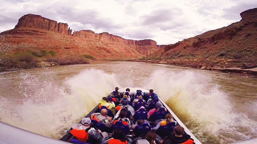 Moab: 1-Hour Colorado River Speed Boat Tour - Who will enjoy this most?