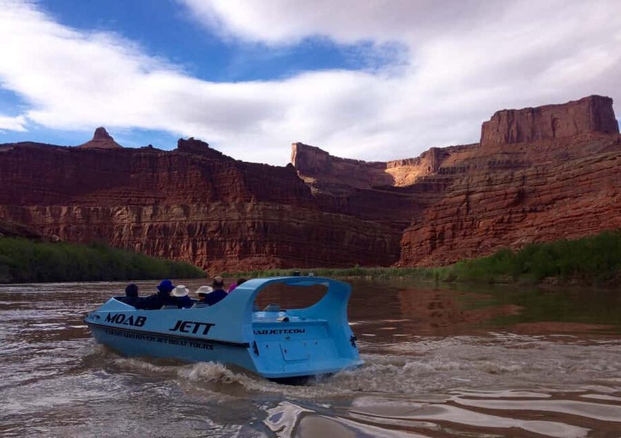 Moab: 2-Hour Scenic Jet Boat Ride on the Colorado River - Getting to the boat and boarding